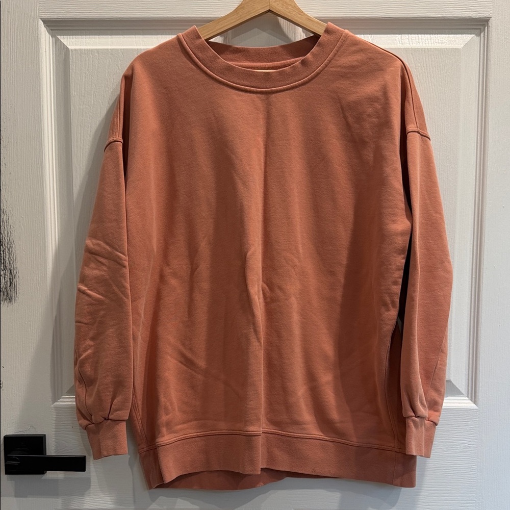 lululemon athletica Sweatshirt in Dusty Rose